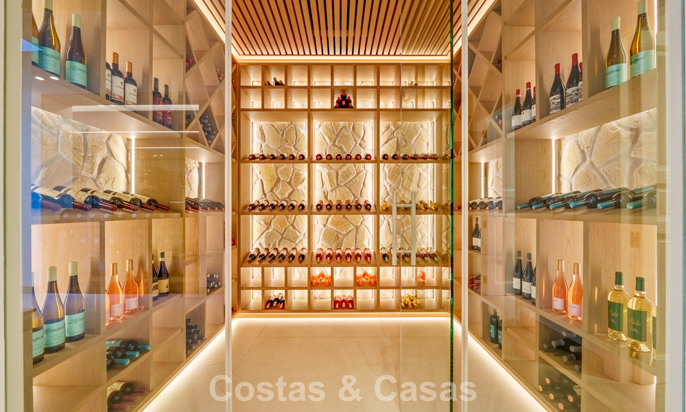 Exclusive contemporary luxury villa for sale within a secured community in La Quinta, Benahavís - Marbella 789406