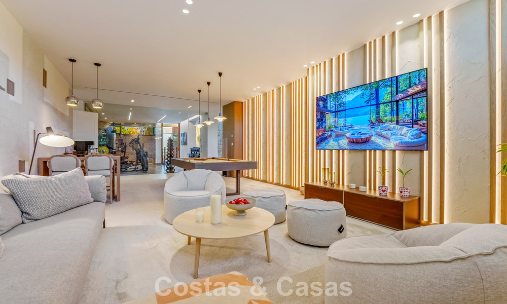 Exclusive contemporary luxury villa for sale within a secured community in La Quinta, Benahavís - Marbella 789410