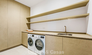 Exclusive contemporary luxury villa for sale within a secured community in La Quinta, Benahavís - Marbella 789414 