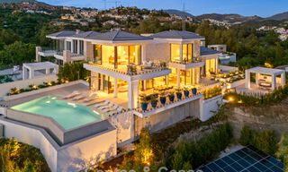 Modern-Mediterranean luxury villa for sale within a gated premier community in La Quinta, Benahavís - Marbella 789459 