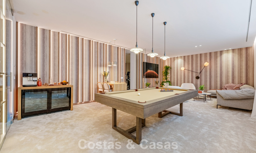 Modern-Mediterranean luxury villa for sale within a gated premier community in La Quinta, Benahavís - Marbella 789462