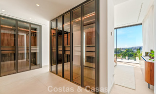 Modern-Mediterranean luxury villa for sale within a gated premier community in La Quinta, Benahavís - Marbella 789482 