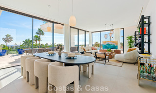 Modern-Mediterranean luxury villa for sale within a gated premier community in La Quinta, Benahavís - Marbella 789492 