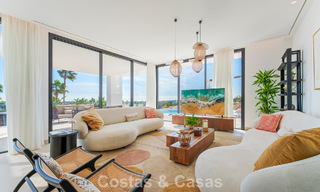 Modern-Mediterranean luxury villa for sale within a gated premier community in La Quinta, Benahavís - Marbella 789493 