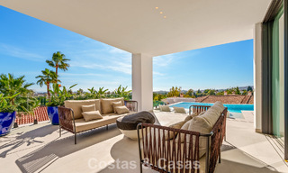 Modern-Mediterranean luxury villa for sale within a gated premier community in La Quinta, Benahavís - Marbella 789502 