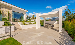 Modern-Mediterranean luxury villa for sale within a gated premier community in La Quinta, Benahavís - Marbella 789506 
