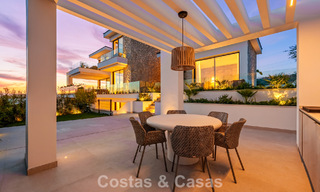 Modern-Mediterranean luxury villa for sale within a gated premier community in La Quinta, Benahavís - Marbella 789519 