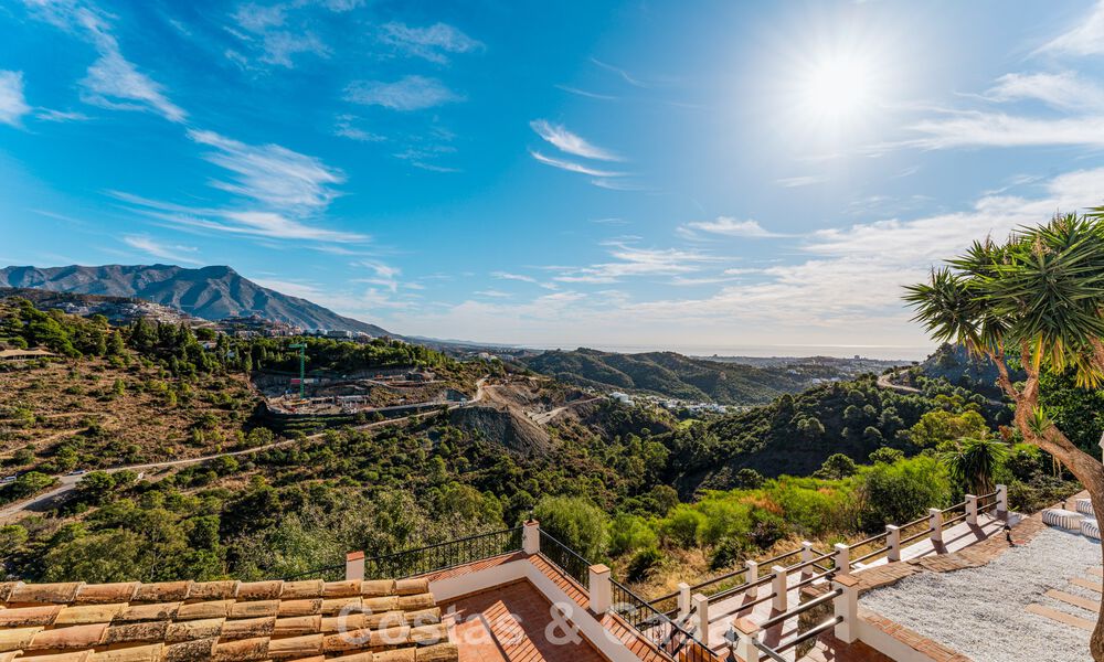 Elegant Andalusian luxury villa with timeless charm for sale in El Madroñal, Marbella - Benahavis 789534