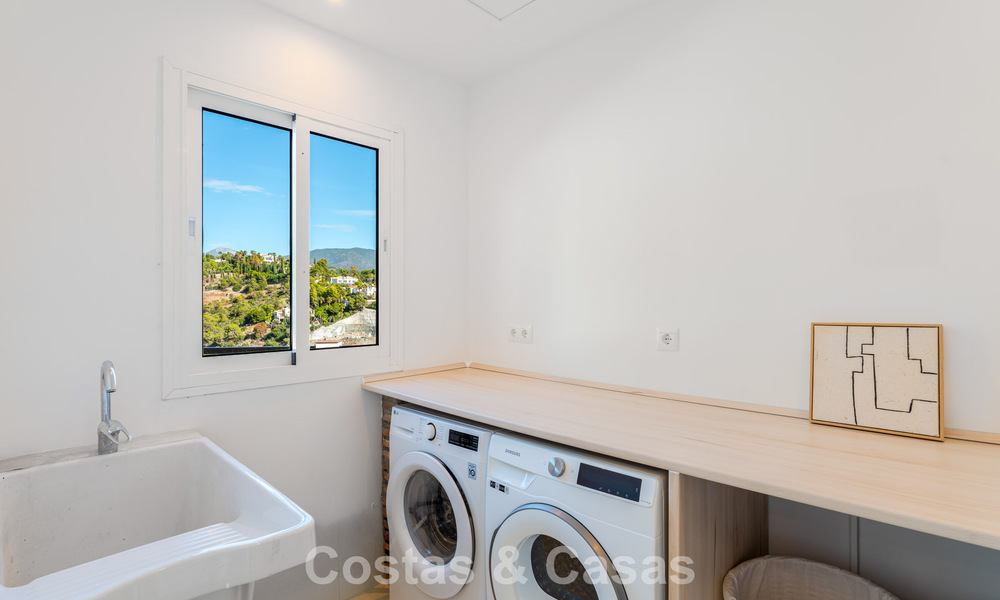 Elegant Andalusian luxury villa with timeless charm for sale in El Madroñal, Marbella - Benahavis 789536