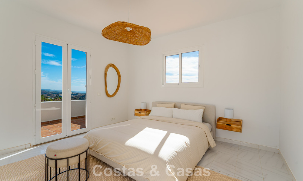 Elegant Andalusian luxury villa with timeless charm for sale in El Madroñal, Marbella - Benahavis 789538