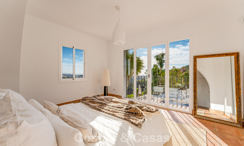 Elegant Andalusian luxury villa with timeless charm for sale in El Madroñal, Marbella - Benahavis 789552