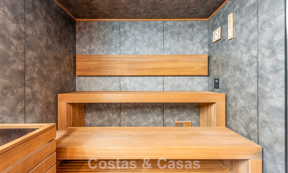 Move-in ready, state-of-the-art designer villa with panoramic views for sale in Marbella - Benahavis 789582