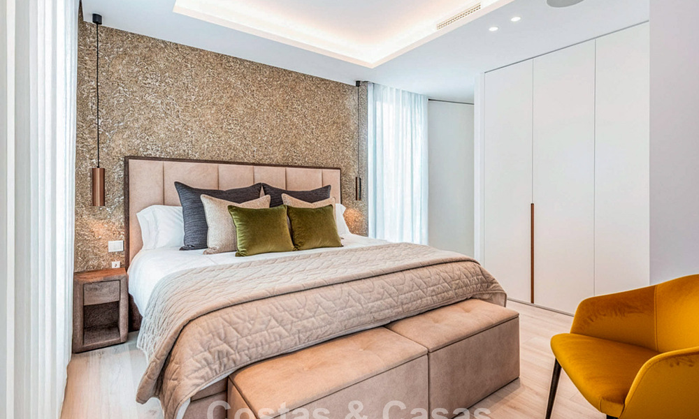 Move-in ready, state-of-the-art designer villa with panoramic views for sale in Marbella - Benahavis 789583