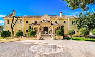 Remarkable Spanish villa for sale with sea views and a large plot in Sierra Blanca, Marbella 789620 