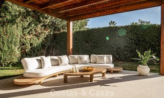 Modern-Mediterranean villa with sea views for sale in a preferred area of Nueva Andalucía, Marbella 789638 