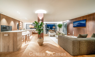 Modern-Mediterranean villa with sea views for sale in a preferred area of Nueva Andalucía, Marbella 789657 