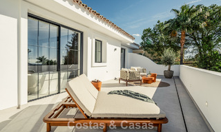 Modern-Mediterranean villa with sea views for sale in a preferred area of Nueva Andalucía, Marbella 789666 