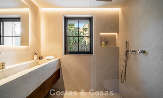 Modern-Mediterranean villa with sea views for sale in a preferred area of Nueva Andalucía, Marbella 789673 