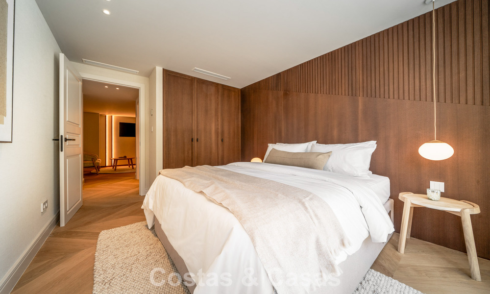 Modern-Mediterranean villa with sea views for sale in a preferred area of Nueva Andalucía, Marbella 789674