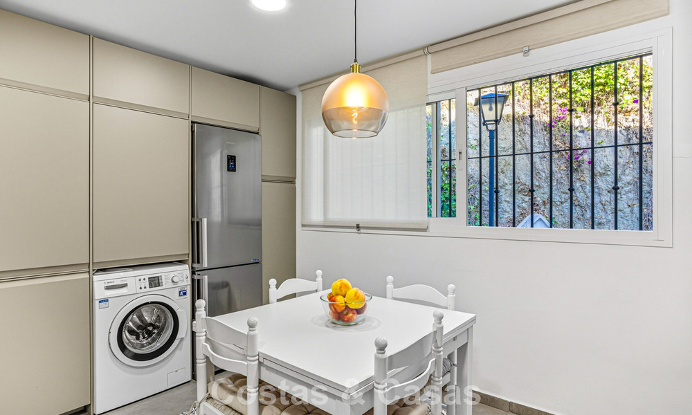 Spacious townhouse for sale in a charming, gated community on Marbella’s Golden Mile 789945