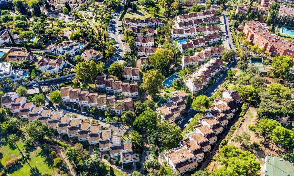 Spacious townhouse for sale in a charming, gated community on Marbella’s Golden Mile 789950