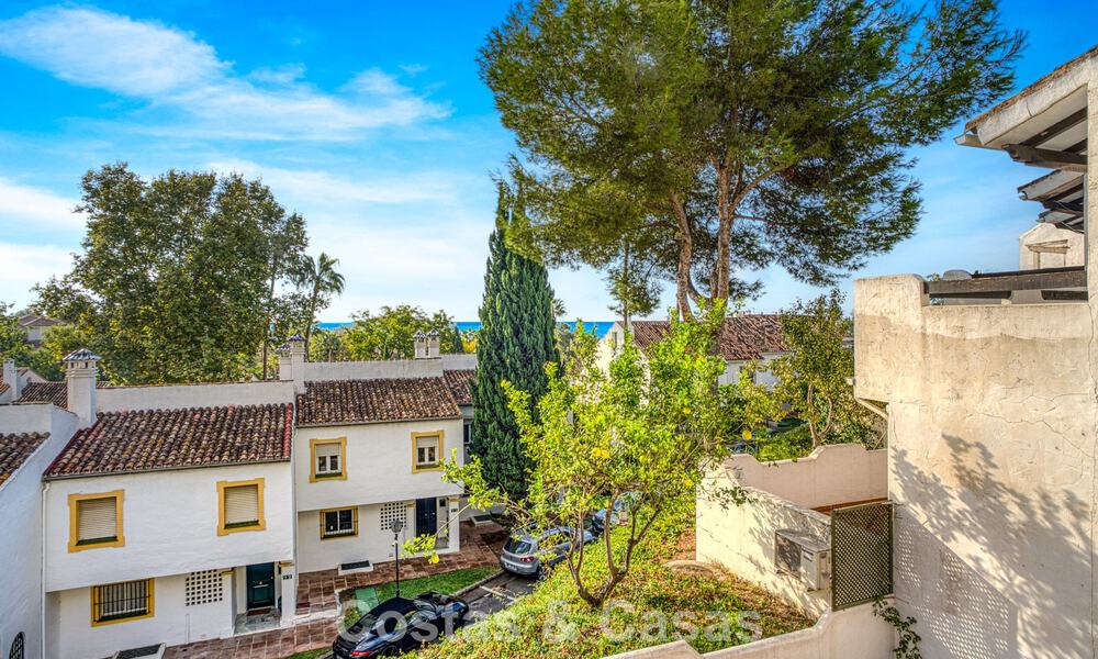 Spacious townhouse for sale in a charming, gated community on Marbella’s Golden Mile 789952