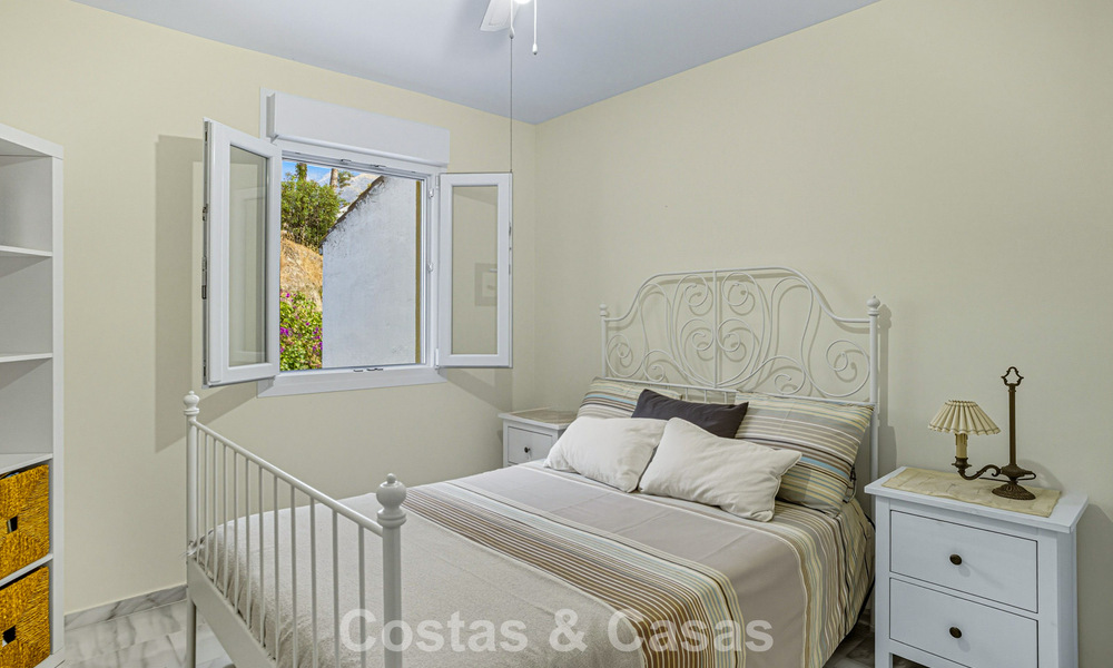 Spacious townhouse for sale in a charming, gated community on Marbella’s Golden Mile 789963