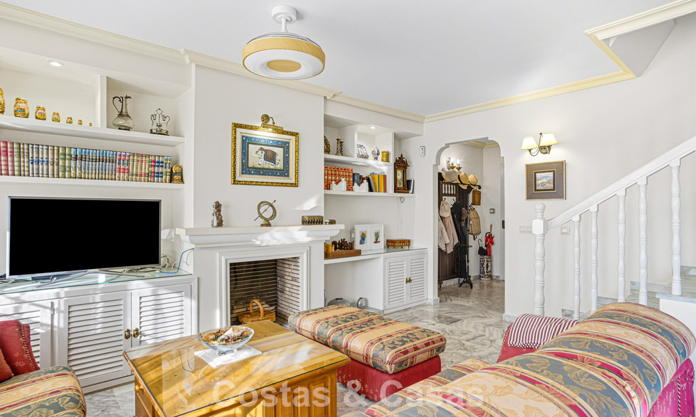 Spacious townhouse for sale in a charming, gated community on Marbella’s Golden Mile 789967