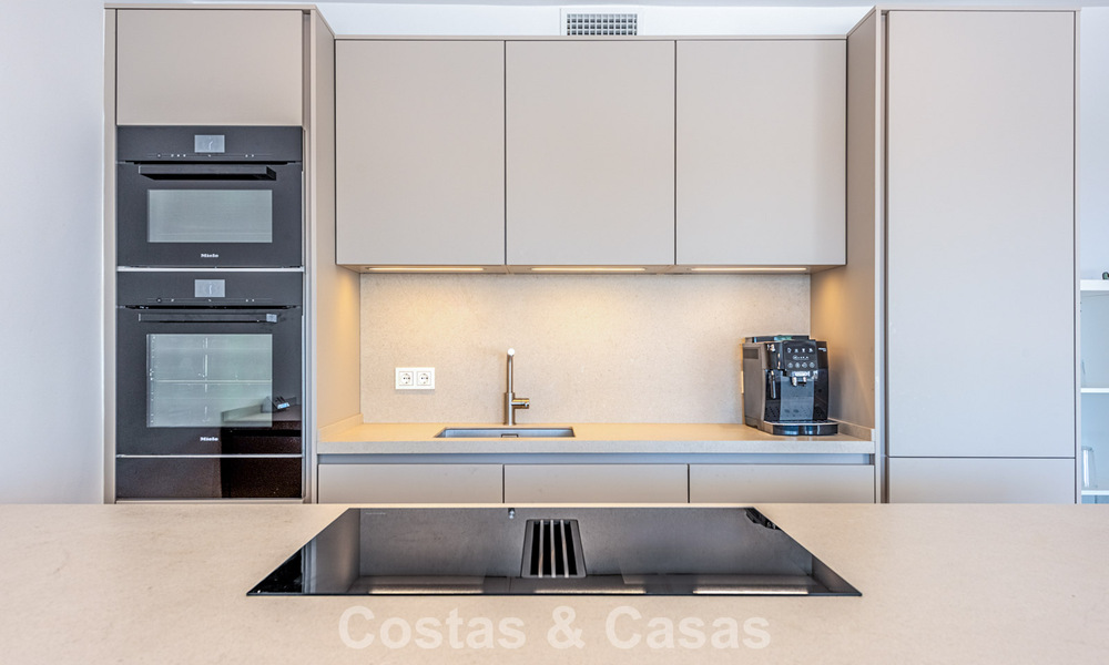 Spacious, modern renovated townhouse for sale in the heart of Nueva Andalucia’s golf valley, Marbella 789983