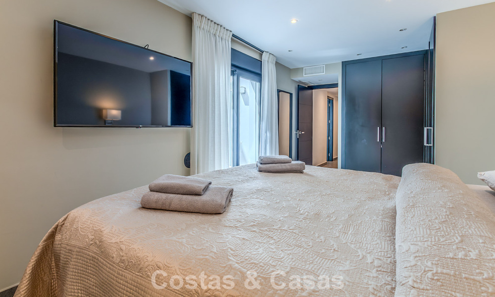 Prime Location! Spacious townhouse for sale with modern interior in the Aloha Golf community in Nueva Andalucía, Marbella 790154