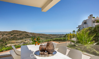 Stylish 3-bedroom apartment for sale with panoramic sea views in a gated resort in Benahavis - Marbella 790128 