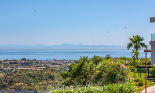 Stylish 3-bedroom apartment for sale with panoramic sea views in a gated resort in Benahavis - Marbella 790130 
