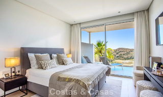 Stylish 3-bedroom apartment for sale with panoramic sea views in a gated resort in Benahavis - Marbella 790139 
