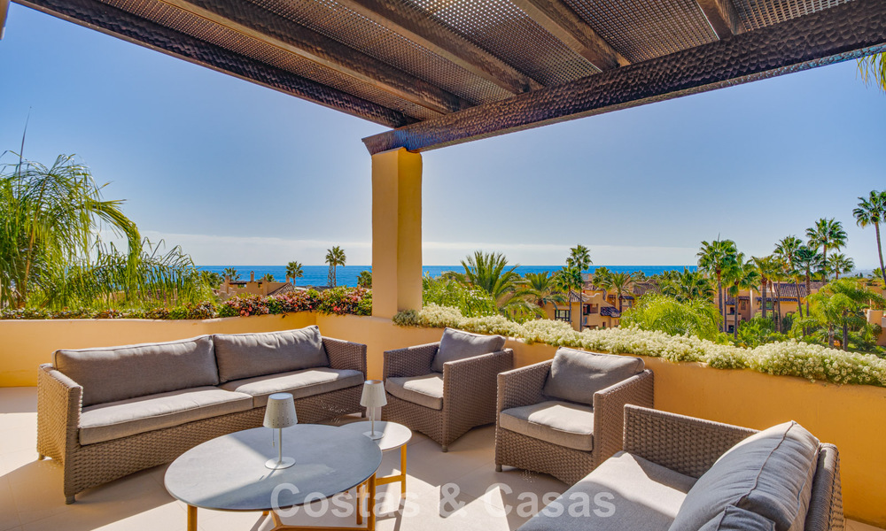 Move-in ready, modernised penthouse for sale in a luxurious complex on Marbella’s Golden Mile 790094