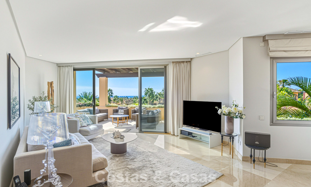 Move-in ready, modernised penthouse for sale in a luxurious complex on Marbella’s Golden Mile 790124