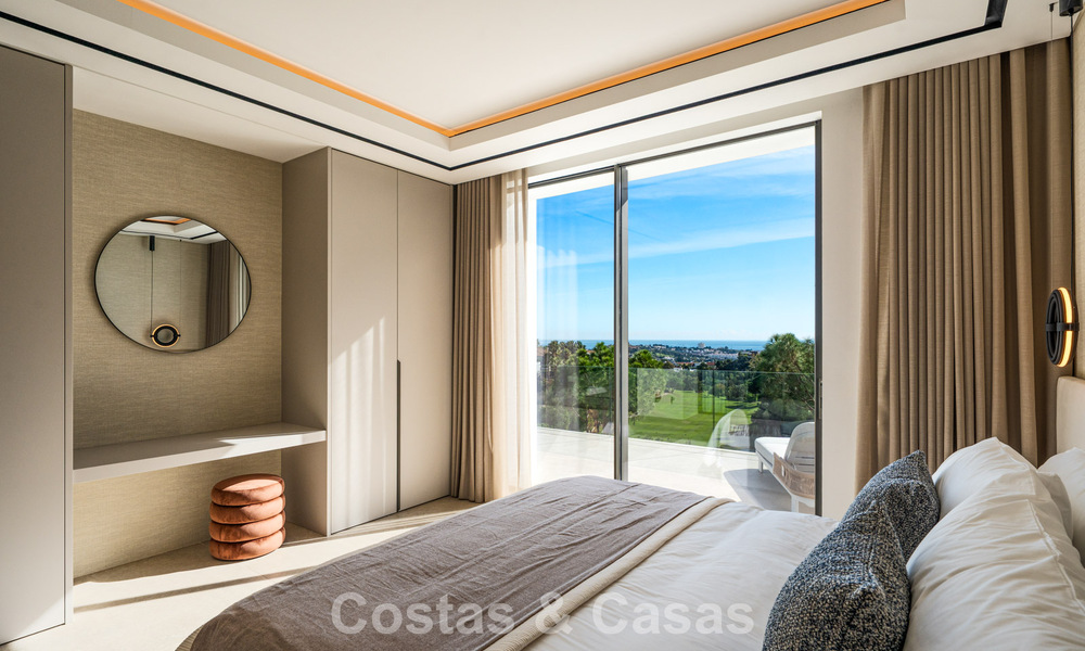 Impressive luxury villa with golf and sea views for sale in La Quinta, Benahavis - Marbella 790205