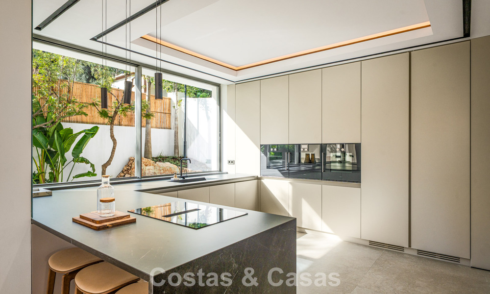 Impressive luxury villa with golf and sea views for sale in La Quinta, Benahavis - Marbella 790210