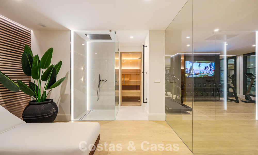 First-class renovated luxury villa for sale in a preferred community in La Quinta, Marbella - Benahavis 790212