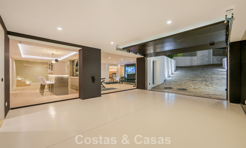 First-class renovated luxury villa for sale in a preferred community in La Quinta, Marbella - Benahavis 790214