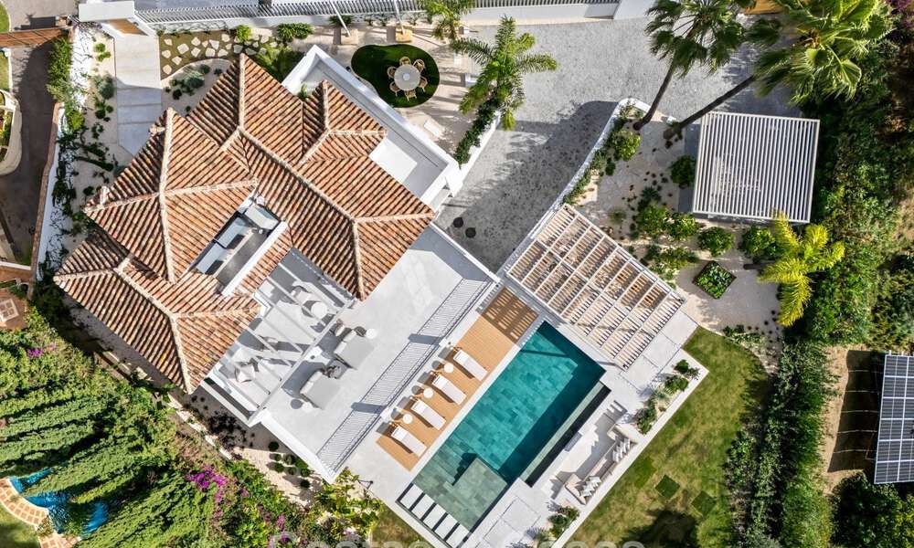 First-class renovated luxury villa for sale in a preferred community in La Quinta, Marbella - Benahavis 790217