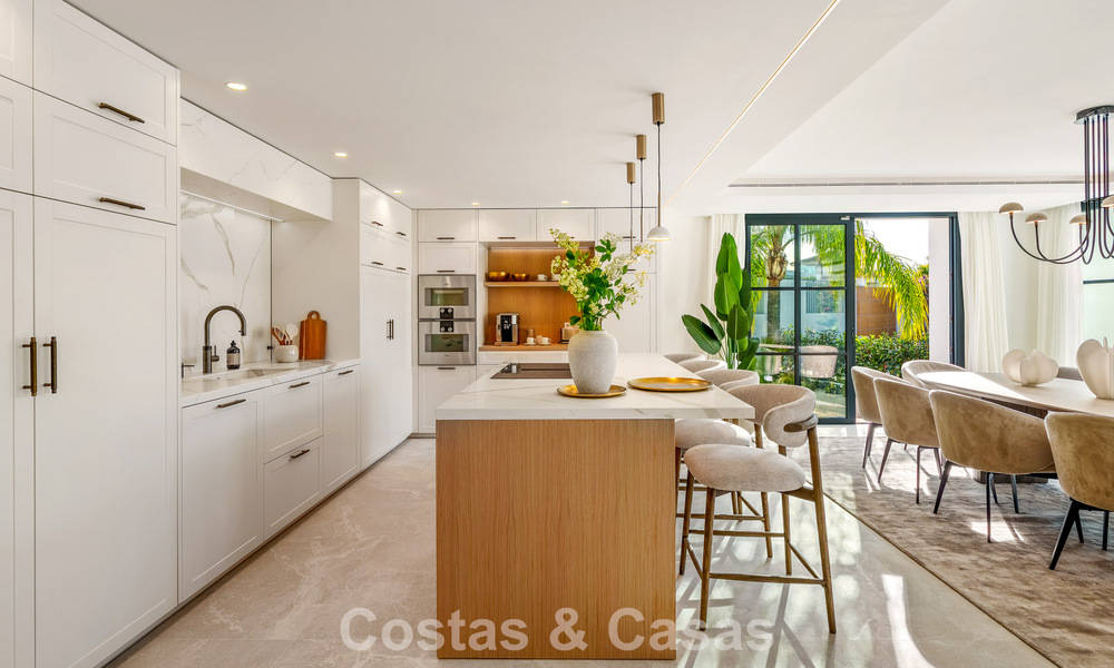 First-class renovated luxury villa for sale in a preferred community in La Quinta, Marbella - Benahavis 790221