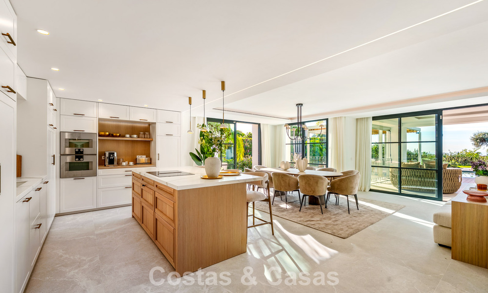 First-class renovated luxury villa for sale in a preferred community in La Quinta, Marbella - Benahavis 790222