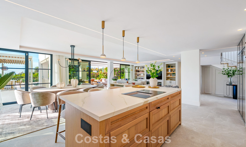 First-class renovated luxury villa for sale in a preferred community in La Quinta, Marbella - Benahavis 790223