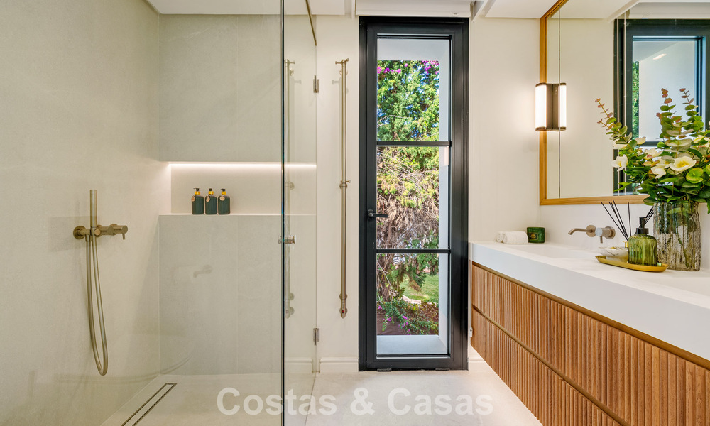 First-class renovated luxury villa for sale in a preferred community in La Quinta, Marbella - Benahavis 790234