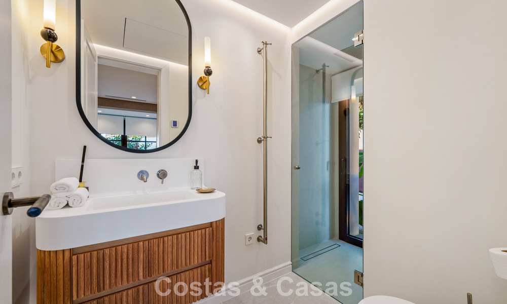 First-class renovated luxury villa for sale in a preferred community in La Quinta, Marbella - Benahavis 790245