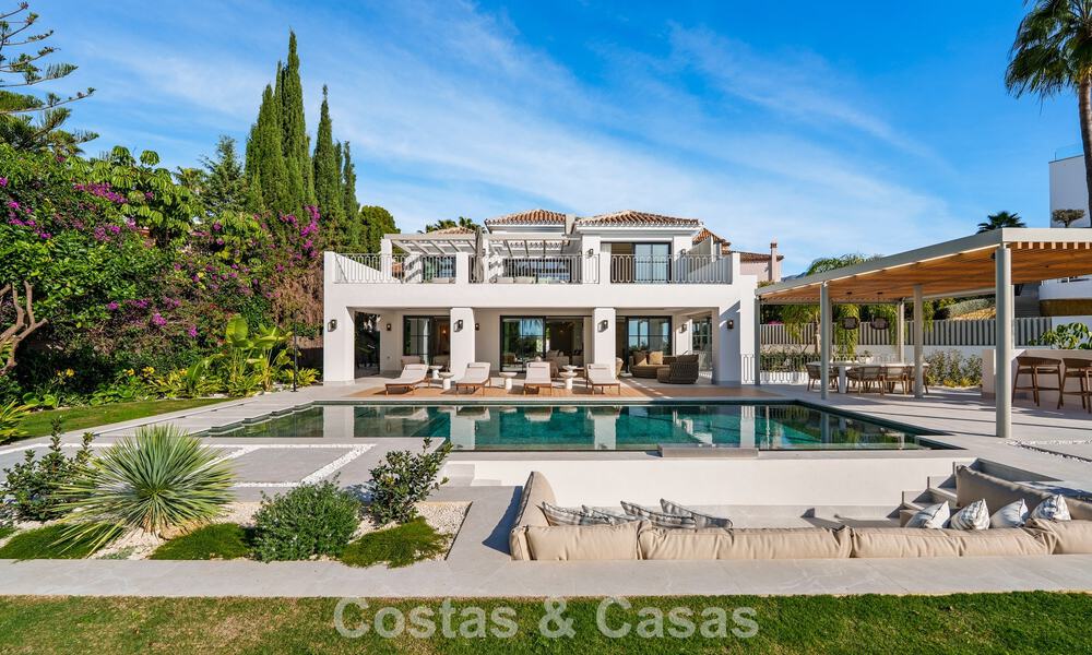 First-class renovated luxury villa for sale in a preferred community in La Quinta, Marbella - Benahavis 790249