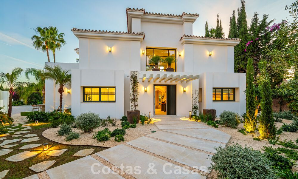 First-class renovated luxury villa for sale in a preferred community in La Quinta, Marbella - Benahavis 790271