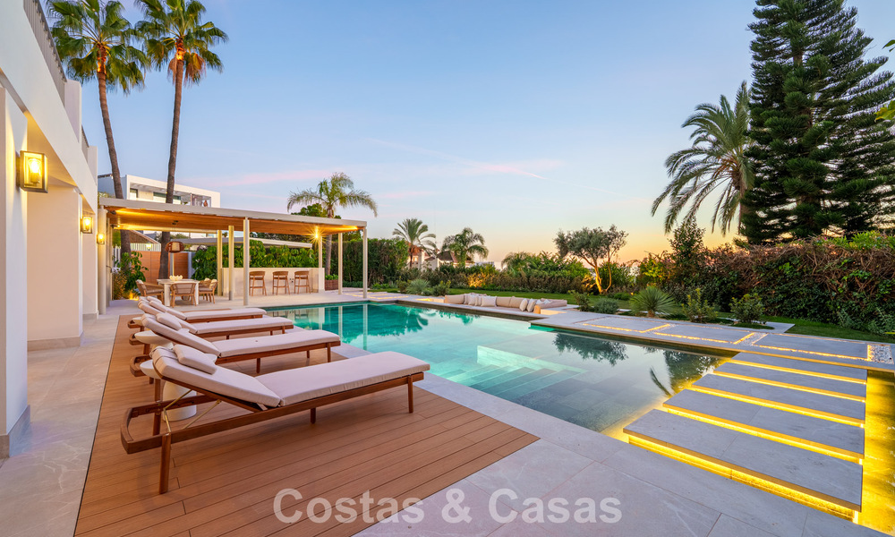 First-class renovated luxury villa for sale in a preferred community in La Quinta, Marbella - Benahavis 790275