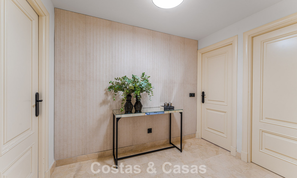 Modern renovated apartment for sale in a magnificent Sierra Blanca complex on the Golden Mile in Marbella 790280