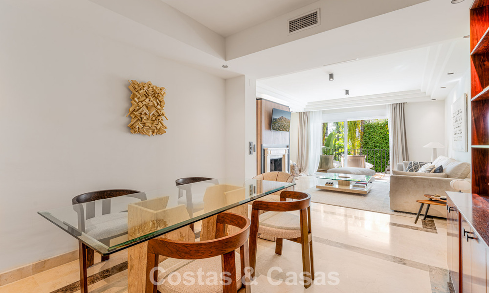 Modern renovated apartment for sale in a magnificent Sierra Blanca complex on the Golden Mile in Marbella 790282